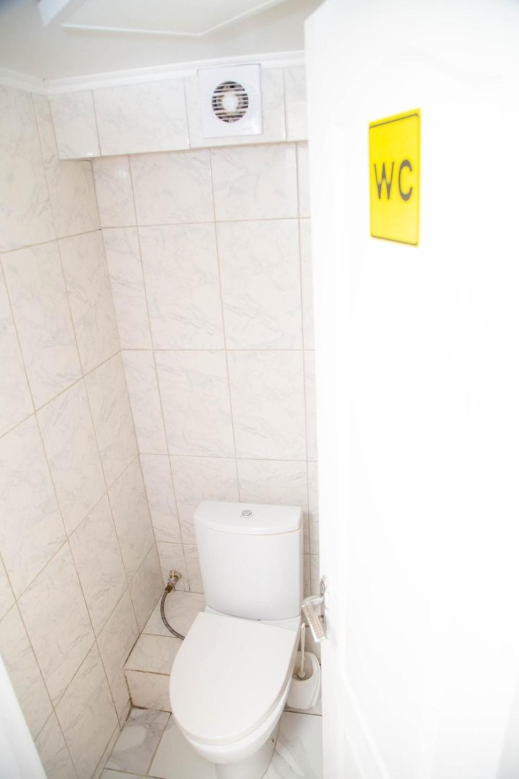 Sun City Hostel 4 Kiev Extérieur photo